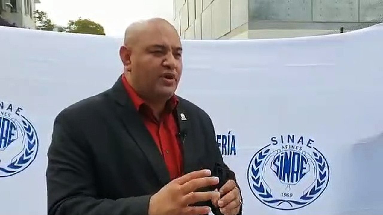 ext-sindicato-enfermeria-040221