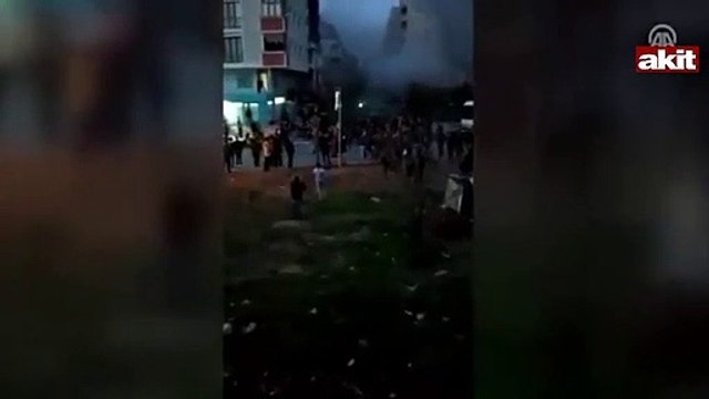İstanbul'da askeri helikopter düştü! Olay yerinden ilk görüntüler