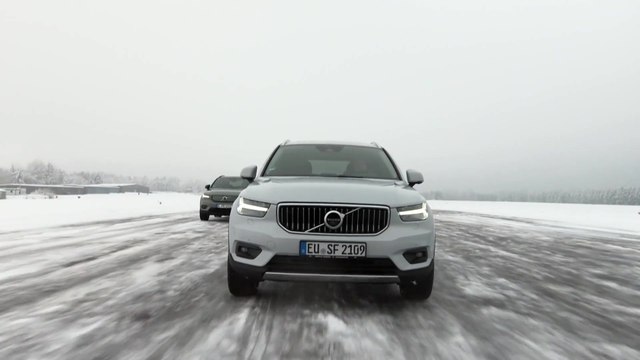Volvo XC40 Range models Snow Driving