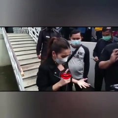 Terkait kabar batal menikah dengan Adit Jayusman, Ayu Ting Ting angkat bicara.Baginya manusia bisa berencana namun Tuhan yang menentukan