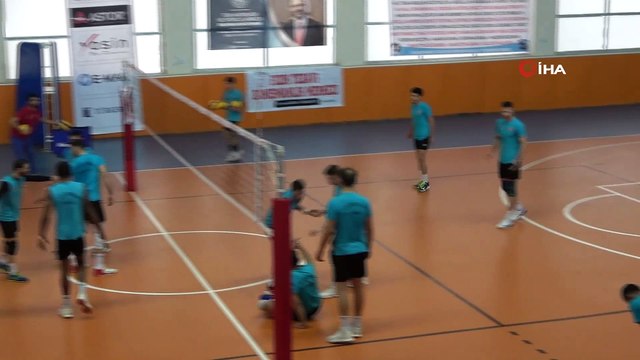 TÜRŞAD Voleybol Takımı gözünü Efeler Ligi'ne dikti