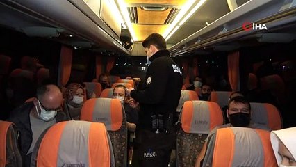 43 ilin geçiş noktasında gece yarısı 'HES kodu' denetimi