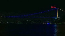 Fatih Sultan Mehmet Köprüsü mavi ve turuncu renge büründü