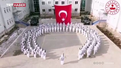 Eren-7 Mercan Munzur'daki komandolardan Eren'e selam