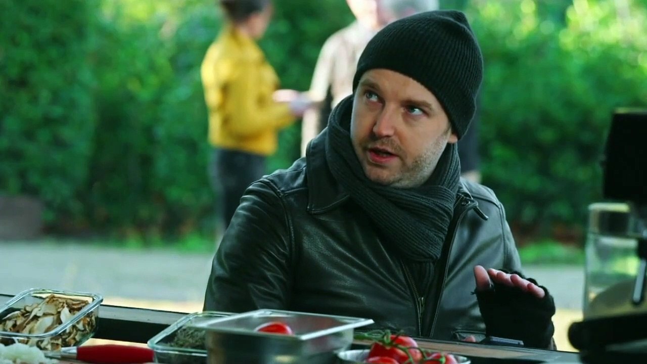 Plus belle la vie : MDR ! L’excellente parodie d’Estelle et Francesco par Jimmy Moon !