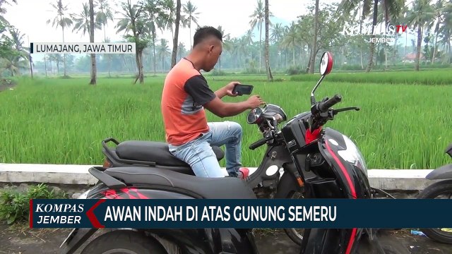 Awan Indah Berbentuk Piring Menghias Langit Lereng Gunung Semeru