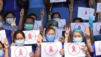 Protesto contra golpe de Estado em Mianmar