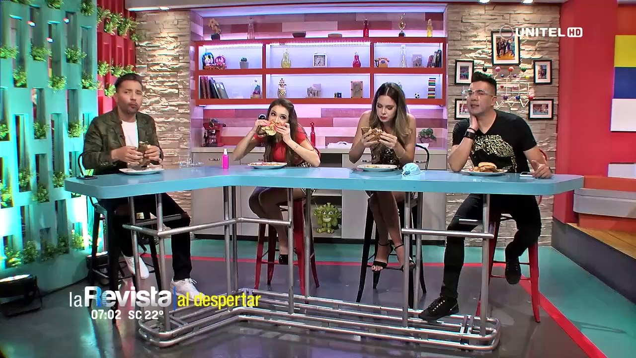 Humor: Geólogo analiza la gran cantidad de baches que hay en la ciudad, parte 1