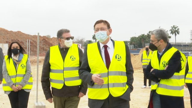 Puig dice que se utilizarán espacios adecuados para una vacunación masiva