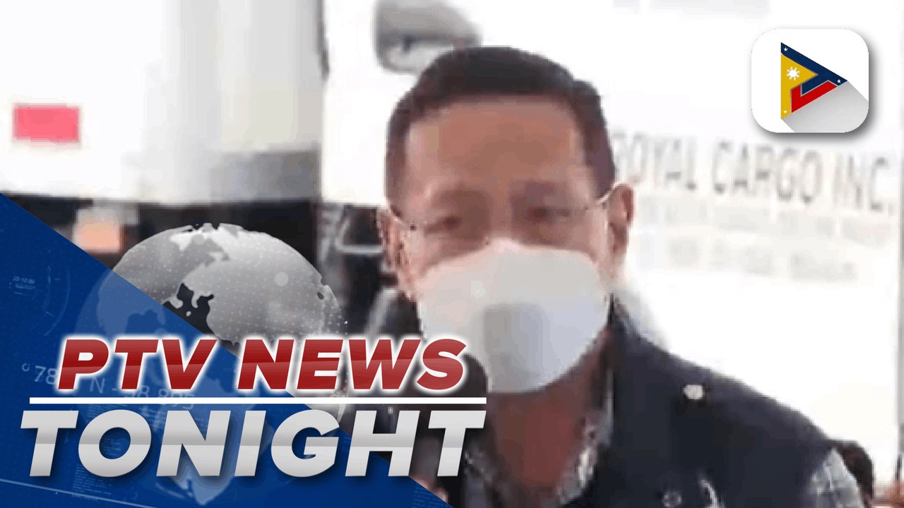 Duque inspects Royal Cargo cold storage facility in Parañaque