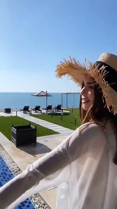Nabilla est partie fêter son anniversaire dans une villa de luxe avec son mari Thomas et leur fils Milann (1 an) à quelques heures de Dubaï - Instagram