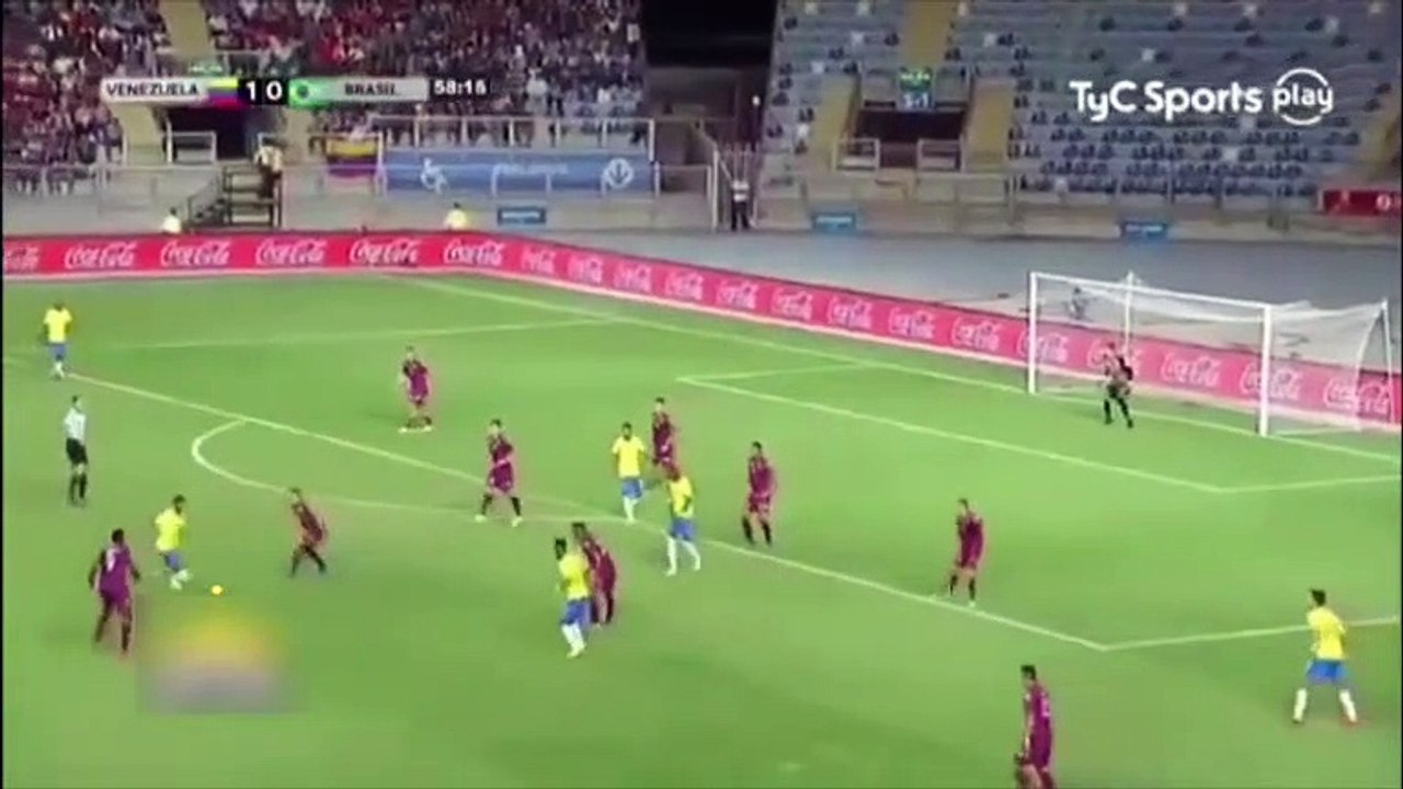 Maça damga vuran spiker! Futbolcuyu motor sesiyle anlattı