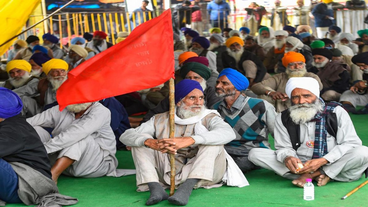 Fear of flash mob of farmers in Delhi, metro may be closed