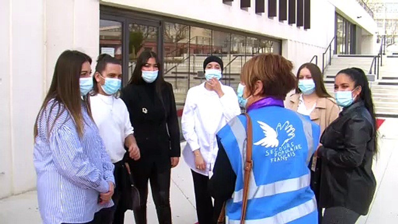 Martigues solidaire : les lycéens de Langevin ont aussi collecté des denrées