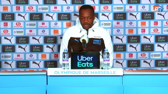 OM-PSG : l'intégrale de la conférence de presse de Larguet et Mandanda