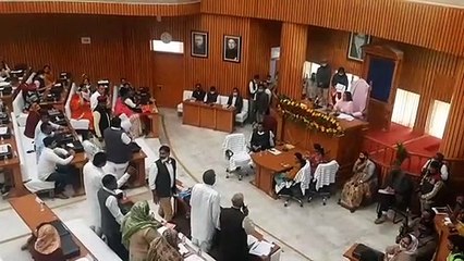 23 मिनट, 23 कमेटियां, 310 करोड़ का बजट और हंगामा...