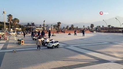 Kısıtlama öncesi Samandağ Sahili tıklım tıklım