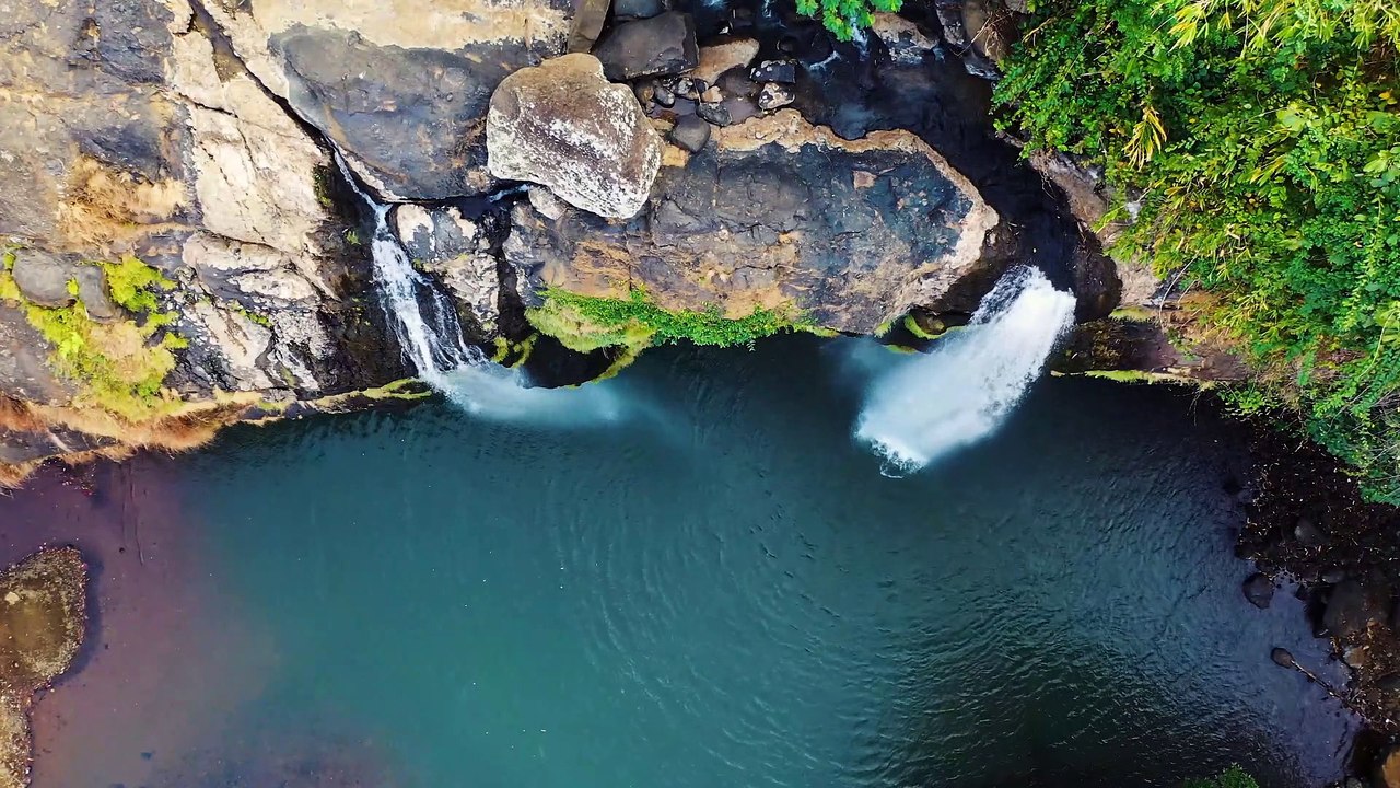 21 amazing waterfalls - relaxing and soothing music