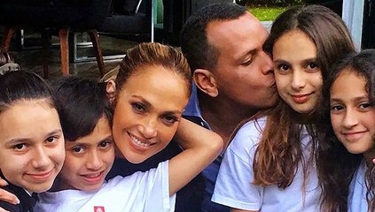 Jennifer López: Una relación de música, cine y amor con los dominicanos
