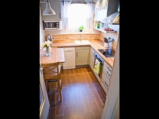 Kitchen Accessories And Decor Online India