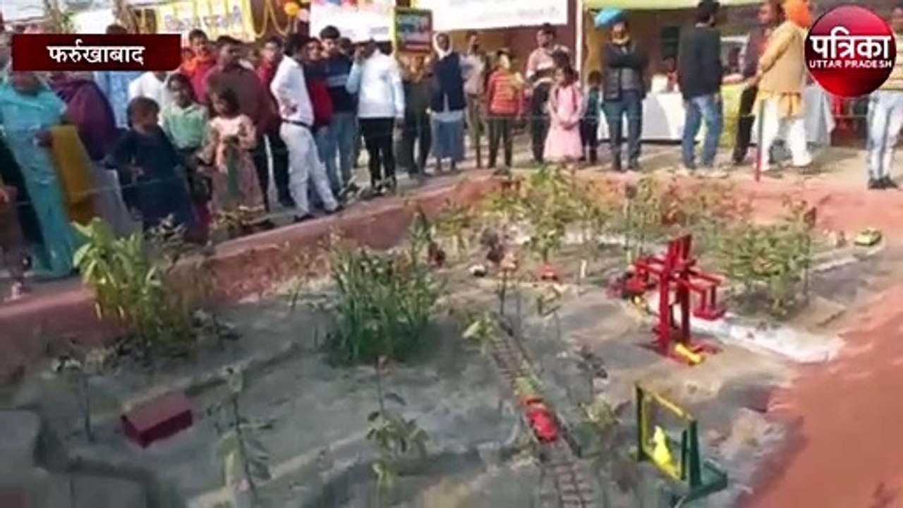 लोगों का आकर्षण बनी रामनगरिया मेले की प्रदर्शनी