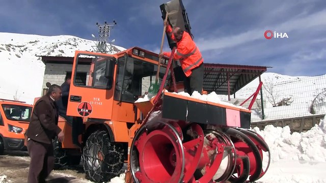 Tamircilikle geçen bir ömür: 37 yıldır tek işi makine tamir etmek