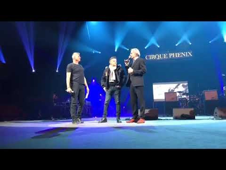 En direct du concert de solidarité en soutien aux grévistes