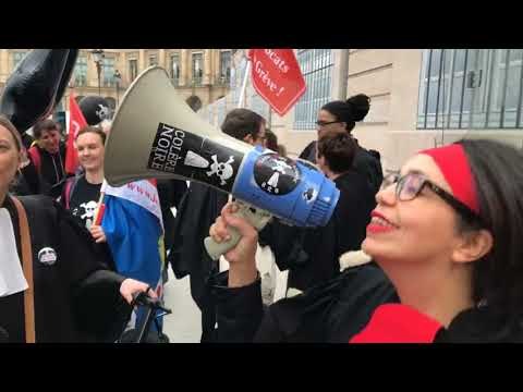 Les avocats déposent leurs cahiers de doléances à Nicole Belloubet