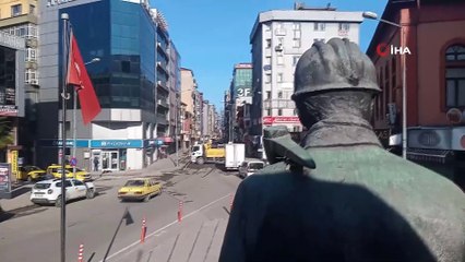 56 saatlik kısıtlamada cadde ve sokaklar boş kaldı