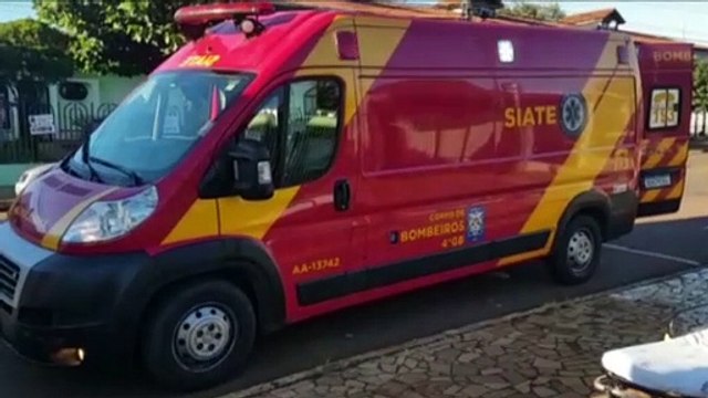 Mulher fica ferida ao sofrer queda dentro de ônibus do transporte coletivo, no Bairro Cancelli