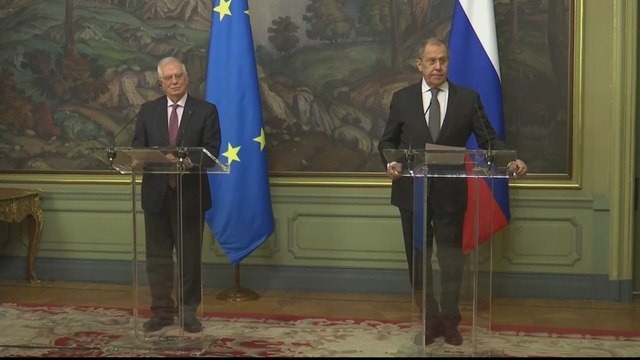 Russia expels diplomats as tensions rise over Navalny protests