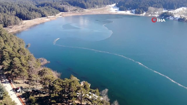 Abant Tabiat Parkı’nda yazdan kalma günler yaşanıyor