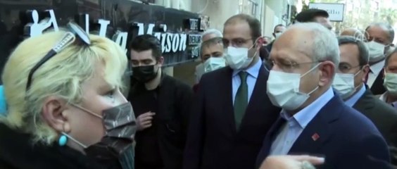 İzmirli kadından Kemal Kılıçdaroğlu'na altyapı tepkisi: 35 senedir CHP var burada düzeltin artık