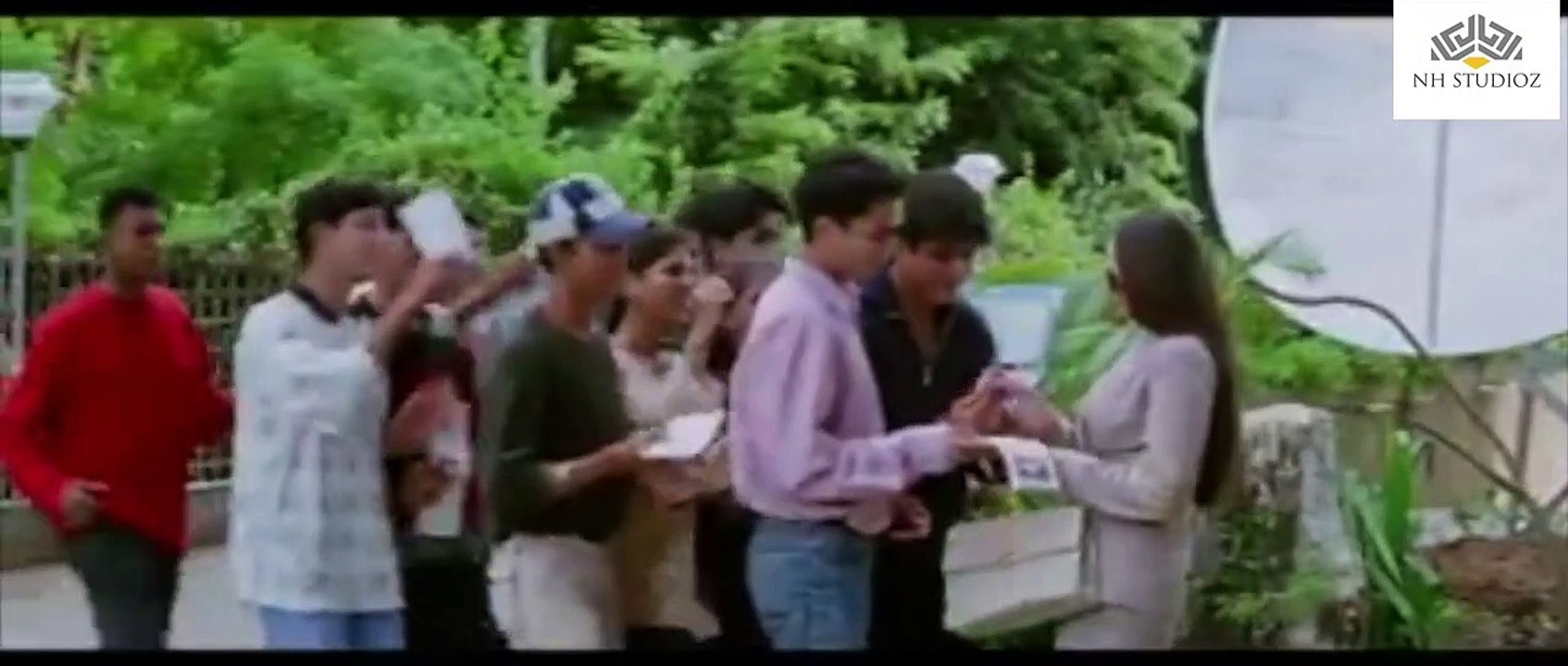 Rose Day Scene | Hum To Mohabbat Karega (2000) | Bobby Deol | Karishma Kapoor | Shakti Kapoor | Bollywood Movie Rose Day