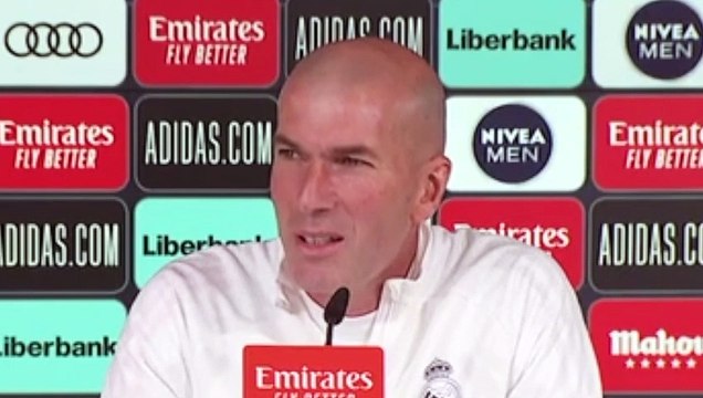 Football - La Liga - Zinédine Zidane is mad in press conference