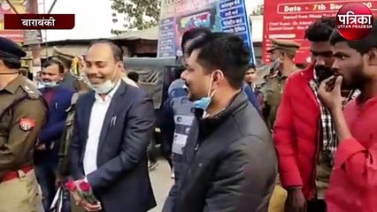 सड़क हादसे न हों इसके लिए प्रशासन आया सडकों पर, कर रहा आम जनता को जागरूक