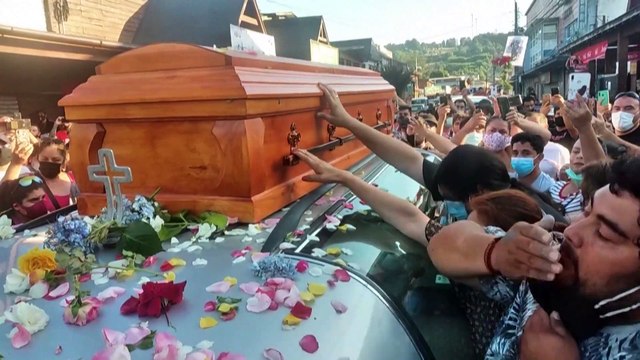 Чили: беспорядки после гибели жонглёра