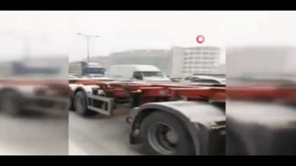 İBB el ense! İstanbul'da metrobüs bile durdu