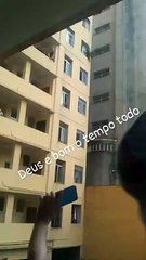 Tải video: Lucas Penteado chega em casa