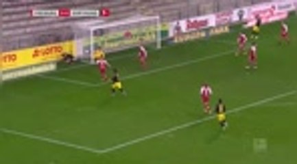 20e j. - Dortmund chute à Fribourg