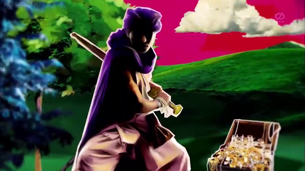 E02