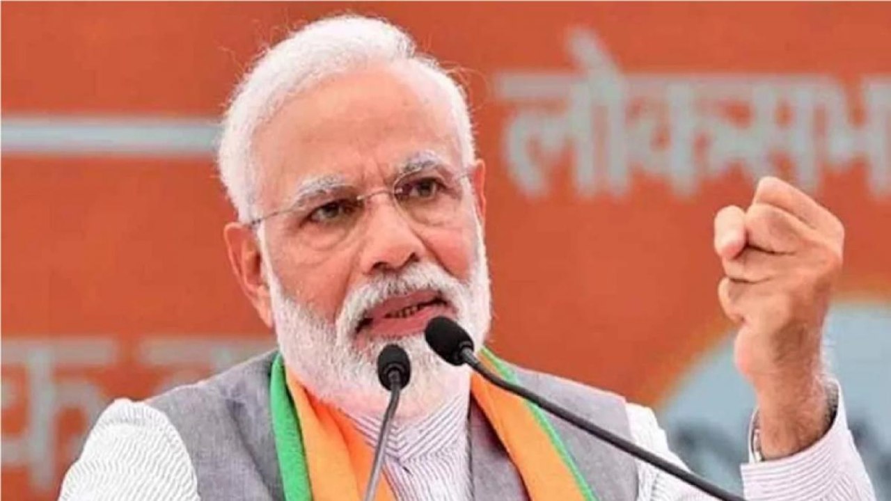 Country is proud of every Sikh, says PM Modi