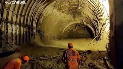 Rengeteg embert keresnek az indiai gleccserszakadás után