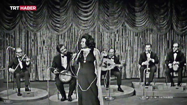 Türk müziğinin güçlü sesi Müzeyyen Senar