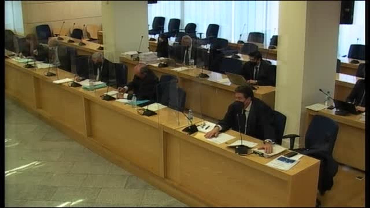 El abogado de Bárcenas pide la comparecencia de Rajoy y plantea un careo entre ambos