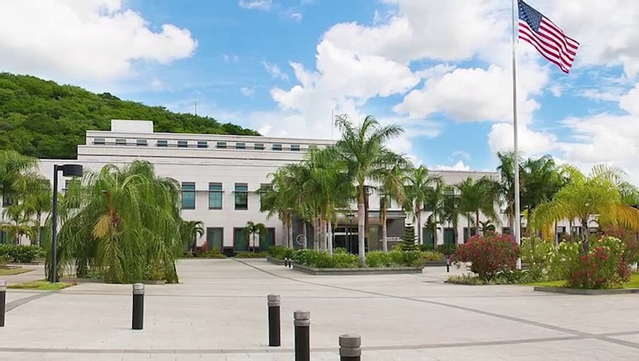 ¿Cuándo abre la Embajada?
