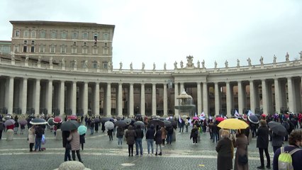 Vaticano confirma encontro entre Francisco e Ali Sistani