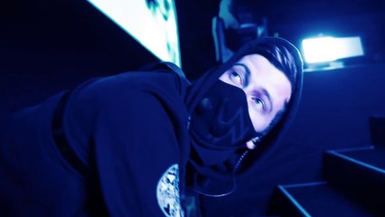 Alan Walker & ISÁK - Sorry (Official Music Video)