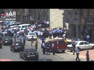 مشاجرة تعطل السير بشارع المدينة المنورة