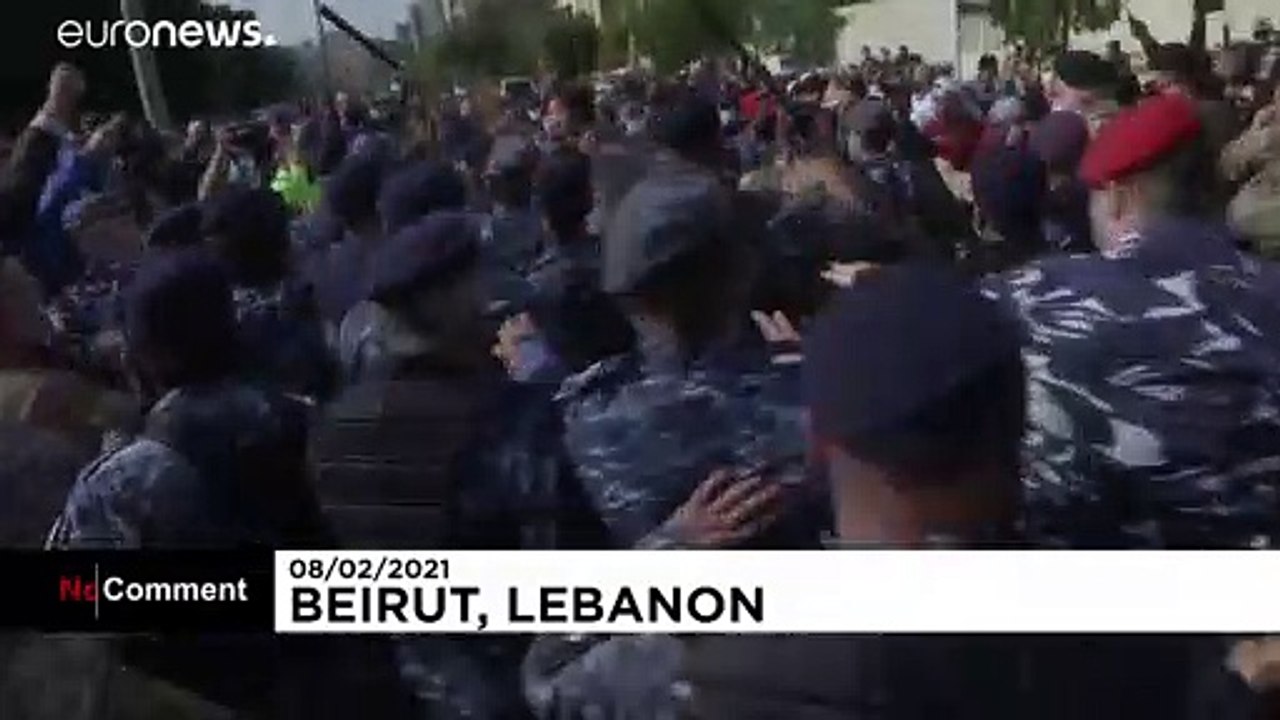 Proteste in Beirut - Zusammenstöße zwischen Demonstranten und Sicherheitskräften